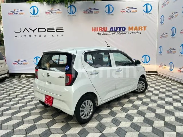 Daihatsu Mira 2023 photo 5