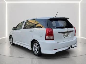 Toyota Wish 2008 photo 3