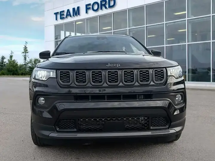 Jeep Compass 2026 photo 2