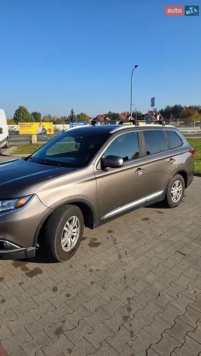 Mitsubishi Outlander 2018 photo 3