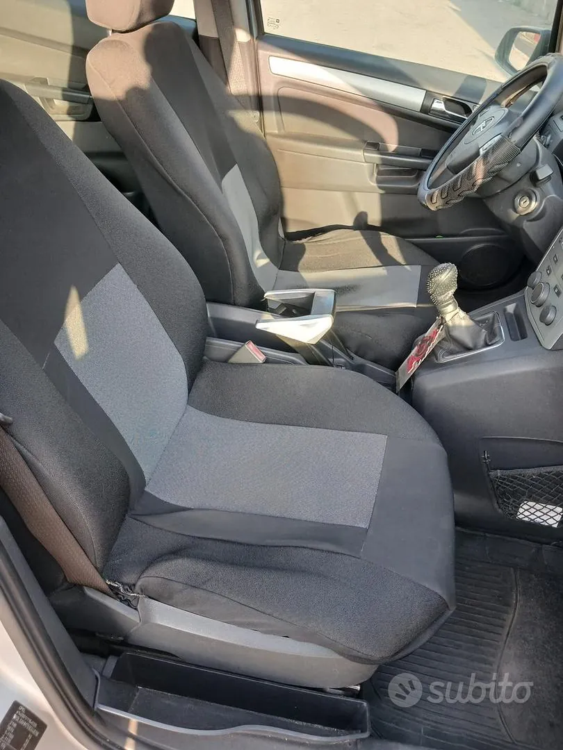 Opel Zafira 2009 photo 5