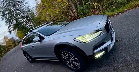 Volvo V90 Cross Country 2017 photo 3