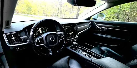 Volvo V90 Cross Country 2017 photo 2
