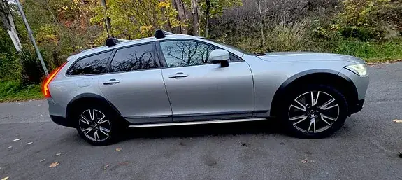 Volvo V90 Cross Country 2017 photo 5
