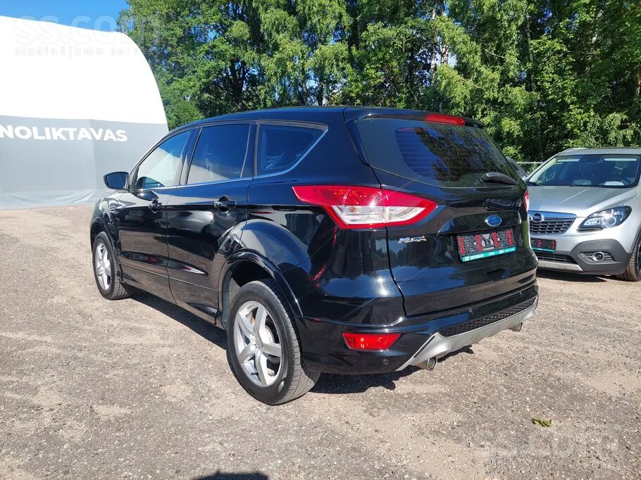 Ford Kuga 2015 photo 4
