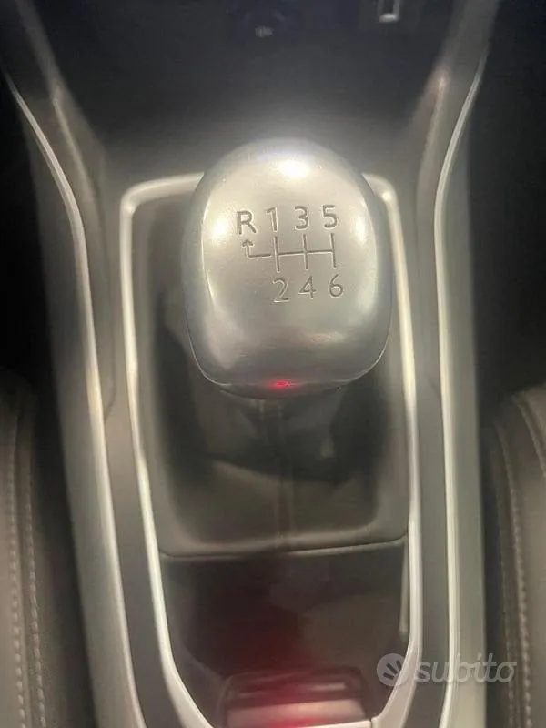 Peugeot 308 2018 photo 3