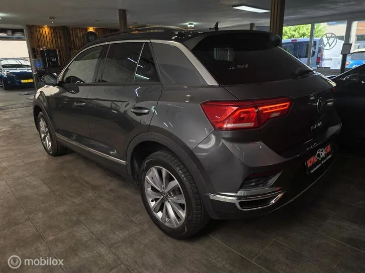 Volkswagen T-Roc 2021 photo 3