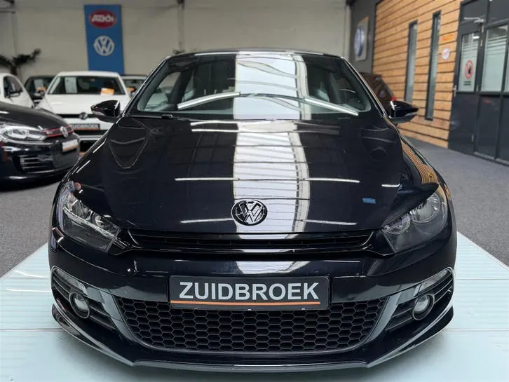 Volkswagen Scirocco 2010 photo 2
