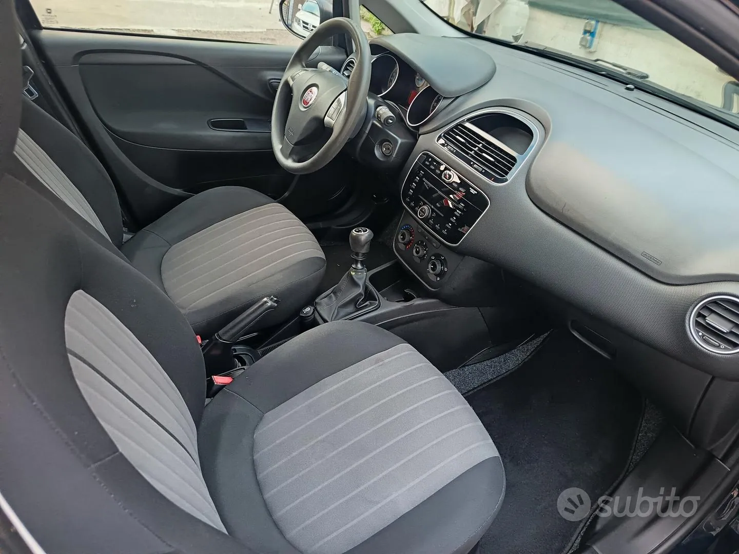 Fiat Punto 2018 photo 2