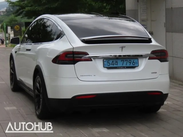 Tesla Model X 2019 photo 4