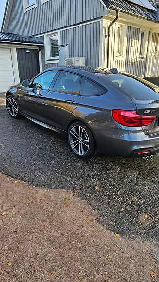 BMW 330D 2018 photo 4