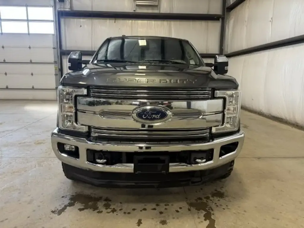 Ford F 350 2017 photo 2