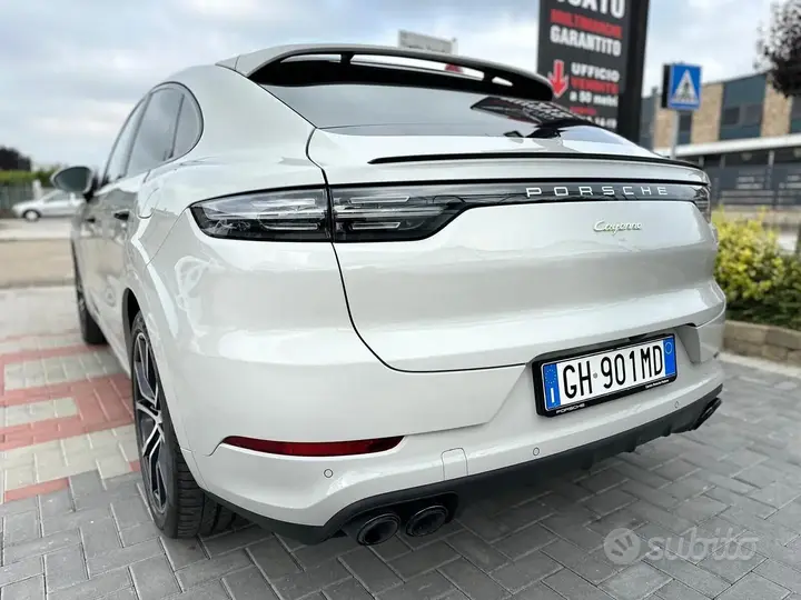 Porsche Cayenne Coupé 2022 photo 4