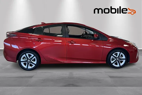 Toyota Prius 2018 photo 2