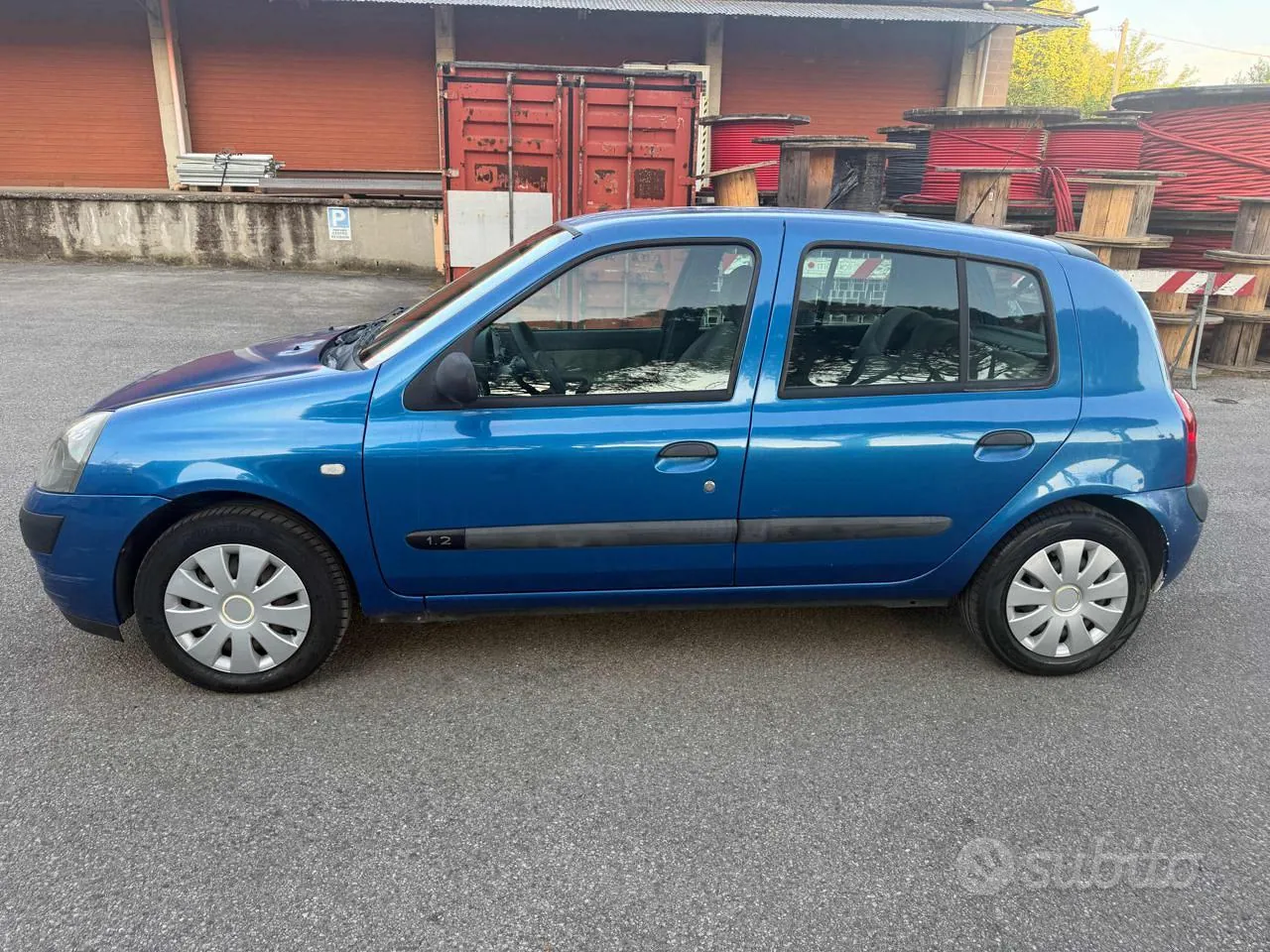 Renault Clio 2005 photo 4