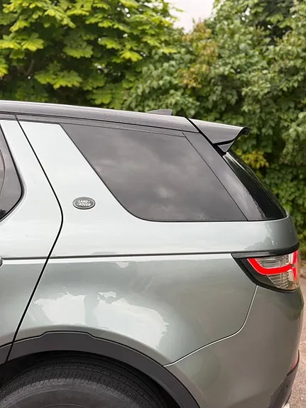 Land Rover Discovery Sport 2017 photo 3