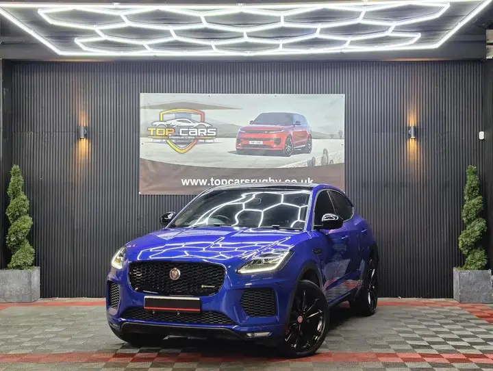 Jaguar E-Pace 2018 photo 2