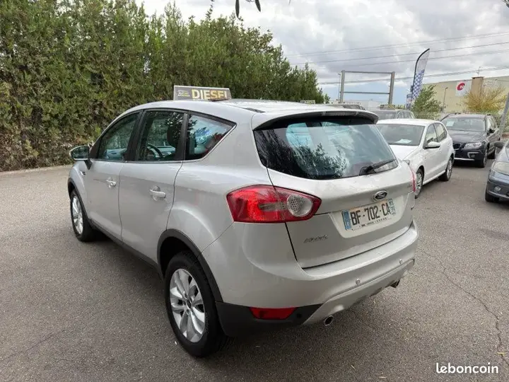 Ford Kuga 2010 photo 3