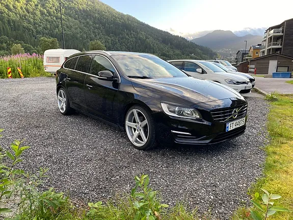 Volvo V60 2013 photo 4