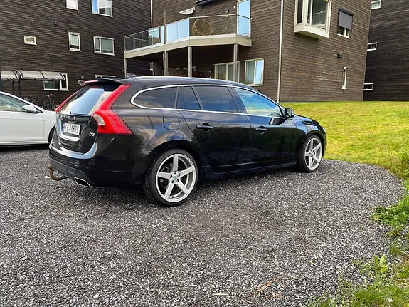 Volvo V60 2013 photo 3