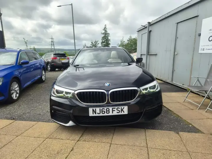 BMW 5 Series 2018 photo 3