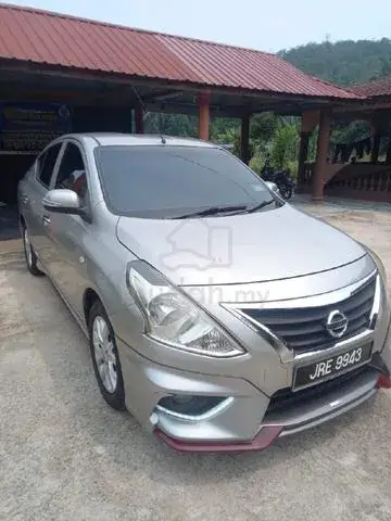 Nissan Almera