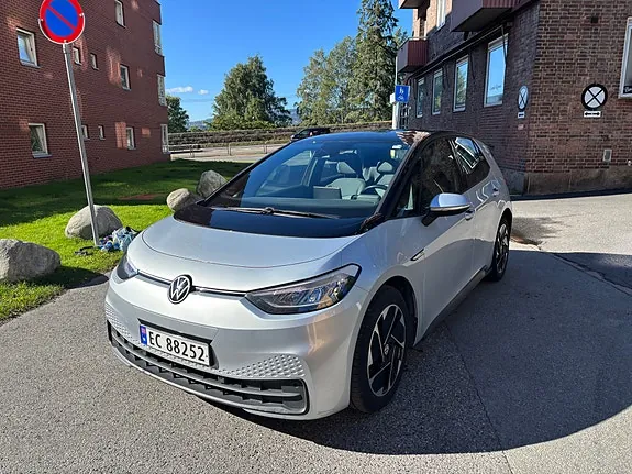 Volkswagen Id.3 2022 photo 2