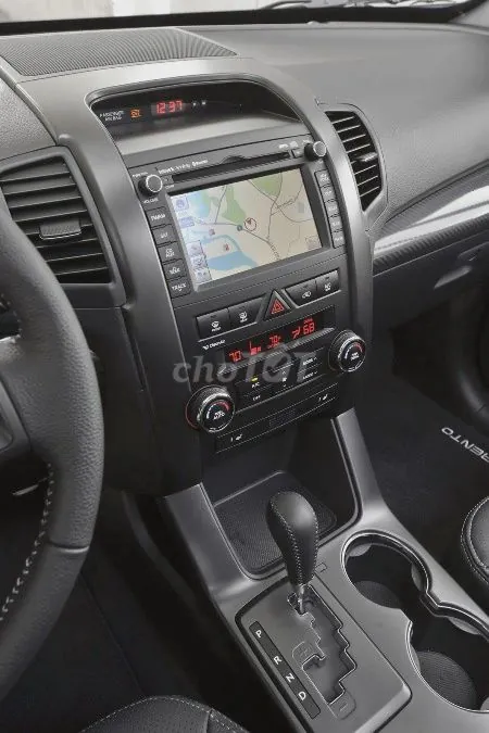 Kia Sorento 2011 photo 2