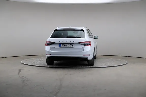 Skoda Superb 2023 photo 5