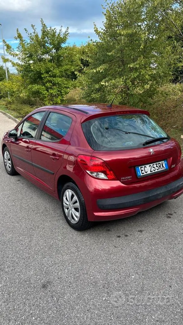 Peugeot 207