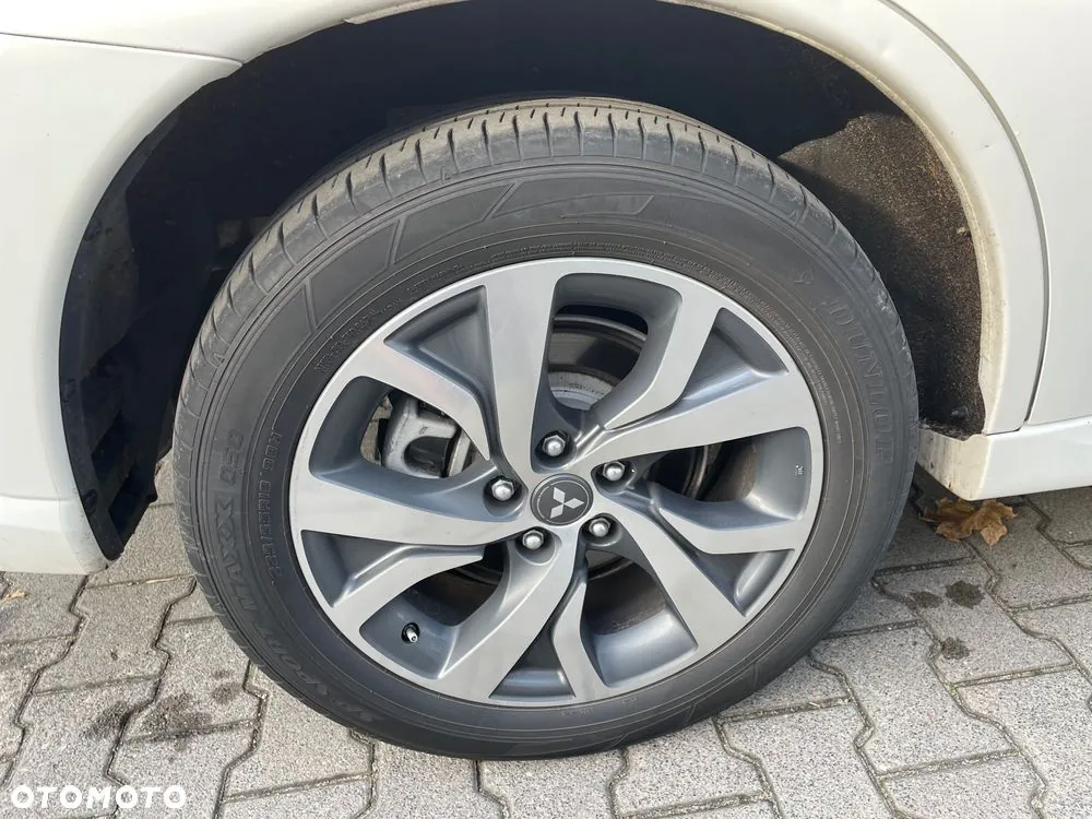 Mitsubishi Outlander 2019 photo 5