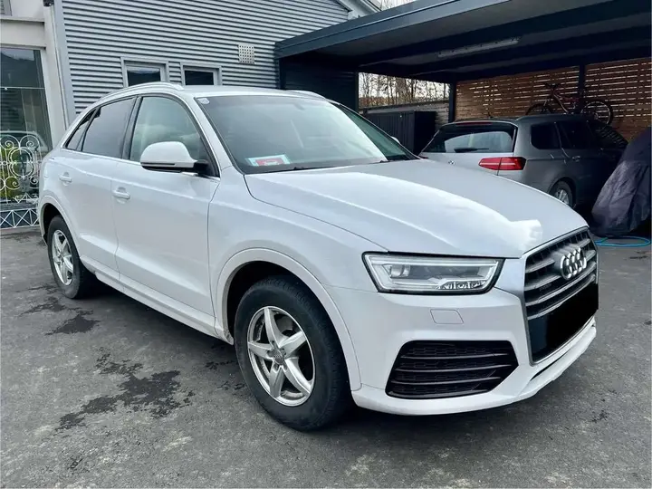 Audi Q3 2017 photo 3