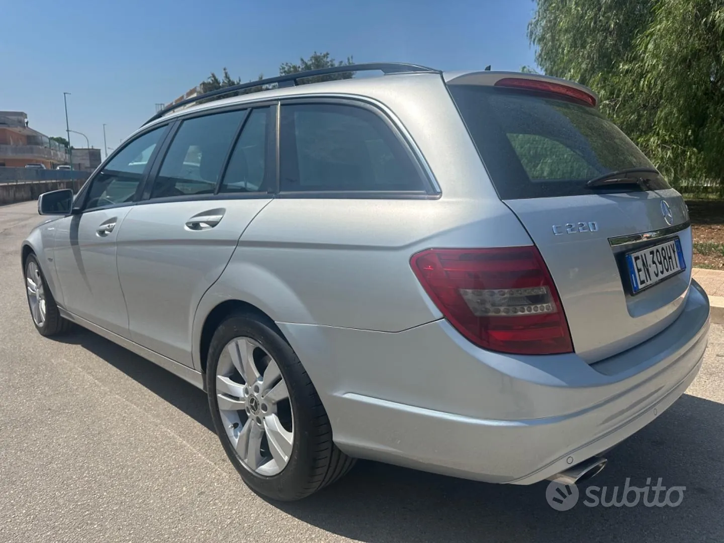 Mercedes-Benz C-Class 2012 photo 3