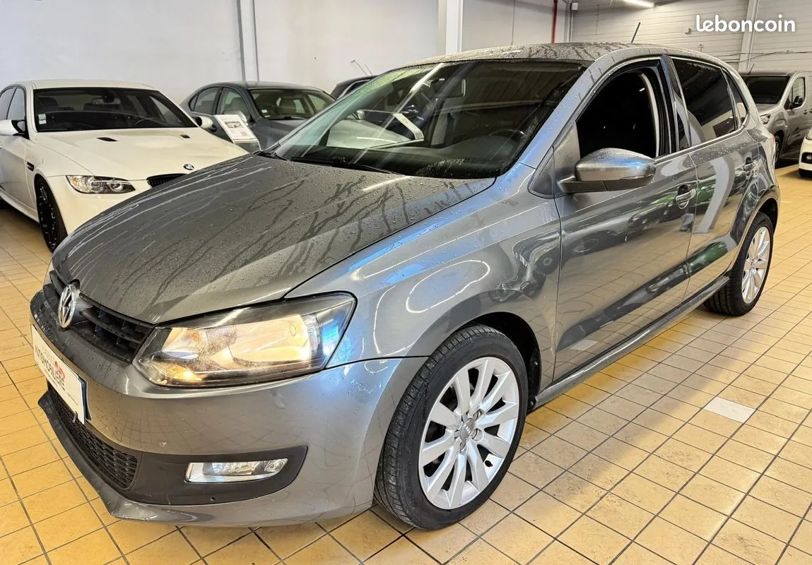 Volkswagen Polo 2010 photo 2