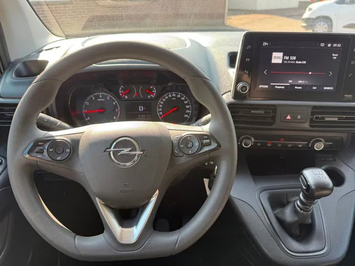 Opel Combo 2022 photo 3