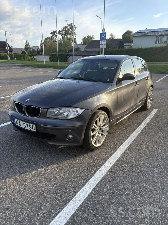 BMW E87