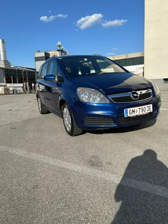 Opel Zafira 2007 photo 2