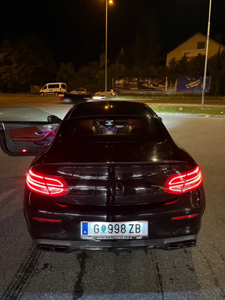 Mercedes-Benz C-Class 2016 photo 3