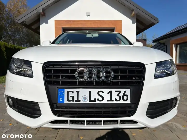 Audi A4 Avant 2010 photo 5