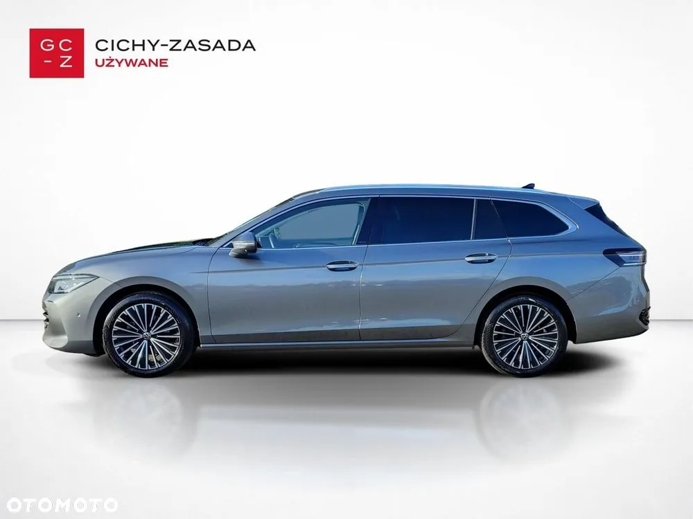 Volkswagen Passat 2024 photo 2