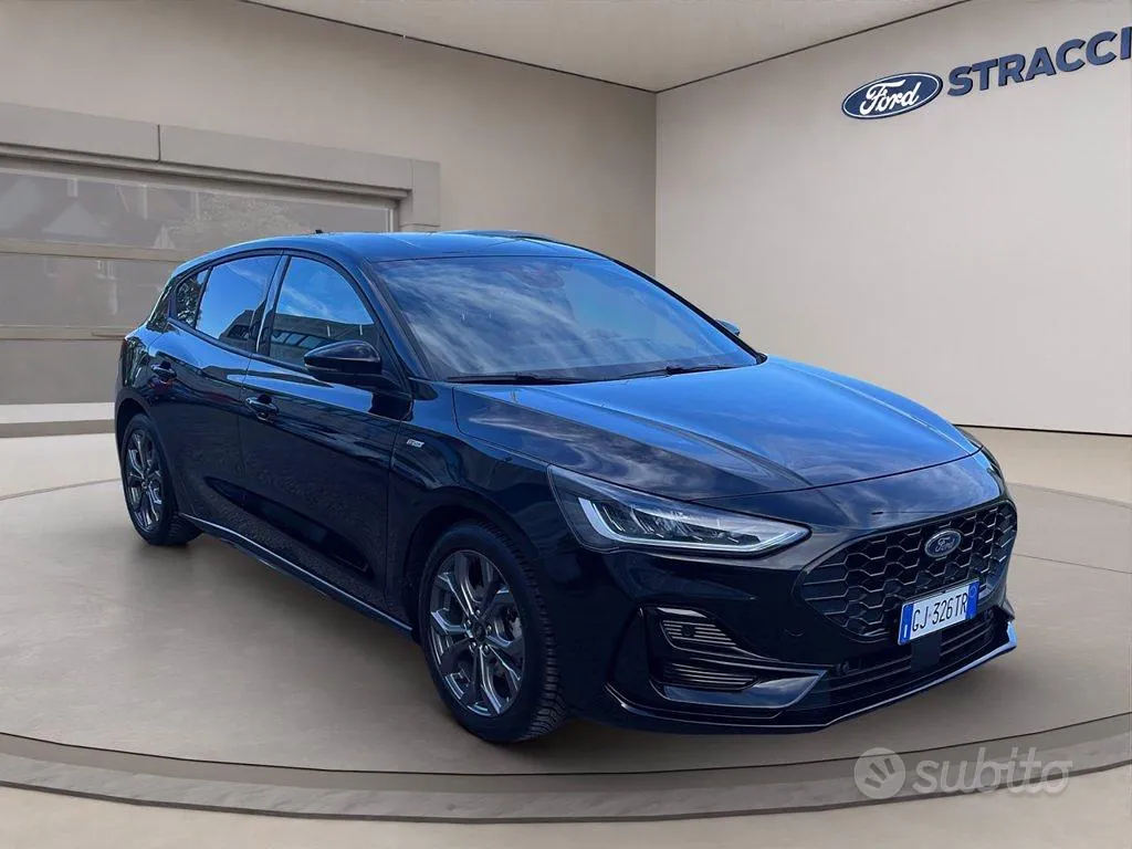 Ford Focus 2022 photo 3