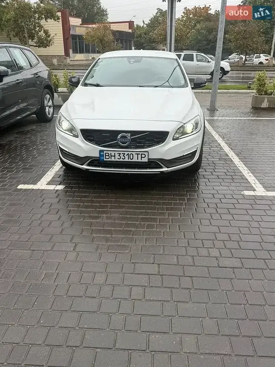 Volvo S60 2017 photo 5