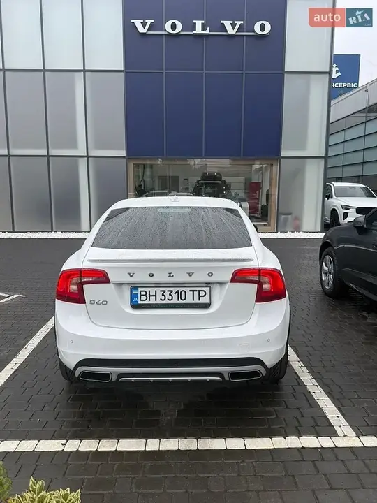 Volvo S60 2017 photo 4