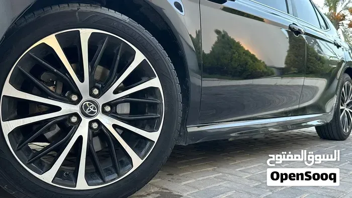 Toyota Camry 2020 photo 4