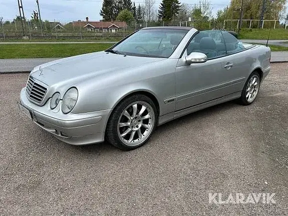 Mercedes-Benz Clk320