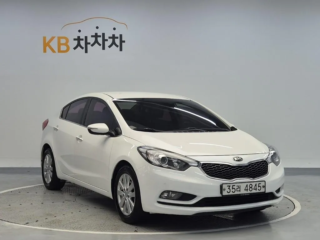 Kia K3 2015 photo 4