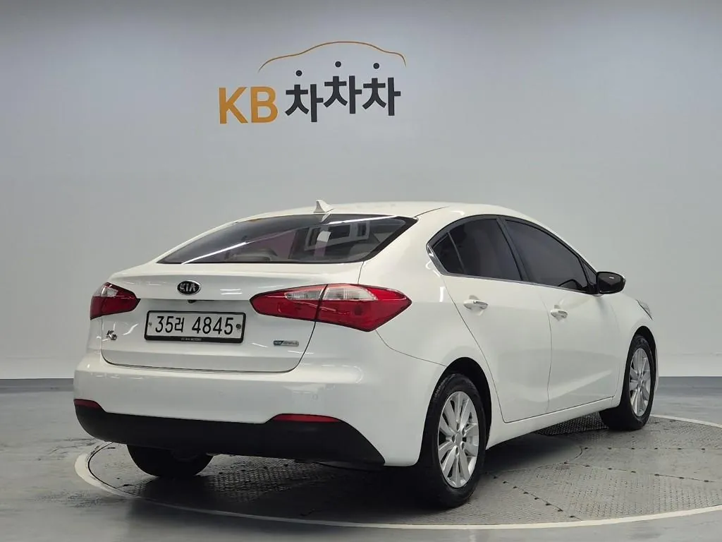 Kia K3 2015 photo 3