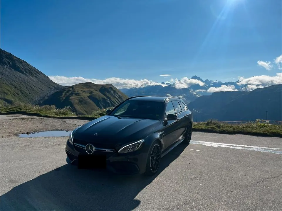Mercedes-Benz C63 Amg