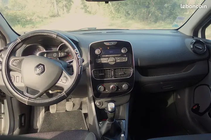 Renault Clio 2017 photo 5