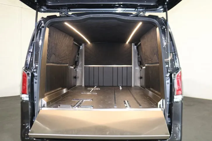 Mercedes-Benz Vito 2024 photo 3
